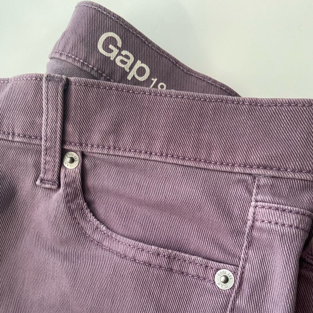GAP Authentic 1969 True Skinny 30r lavender